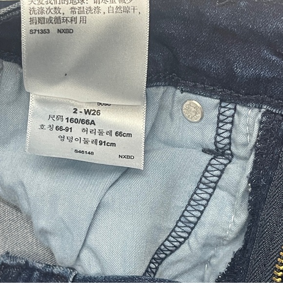 Denizen from Levi's Women's Super Skinny Jeans Size 2 NWOT - Picture 5 of 5